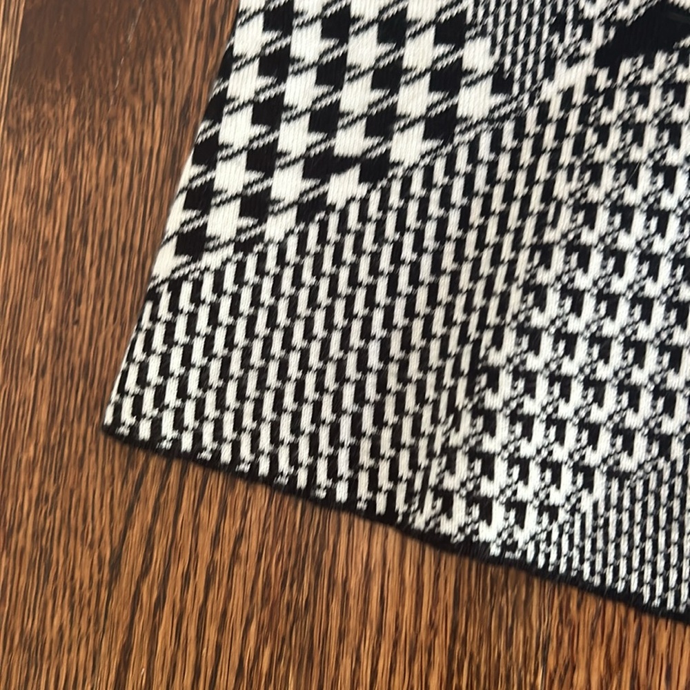Grace Elements Houndstooth Geometric Pattern Knit… - image 4